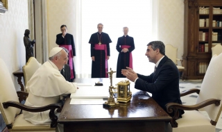 Папата поиска от българските политици да работят за обикновения човек