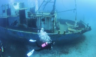 Случайна находка: „гробище“ за кораби бе открито в Черно море до България