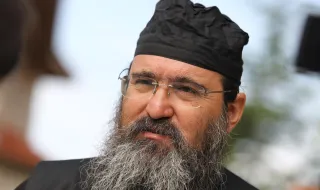 Archimandrite Nikanor exploded over the inscription on the sarcophagus in which Tsar Samuel will be laid: Wow, the illiterates!