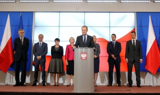 Премиерът на Полша поде &quot;пълна промяна&quot; в кабинета
