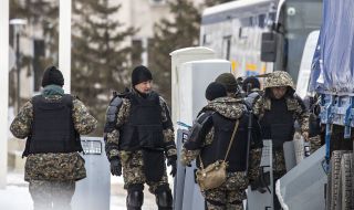 Заложниците в Астана бяха освободени при операция на полицията