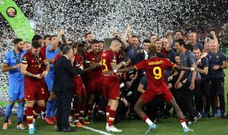 Сбиха ли се футболистите на Рома след триумфа с титлата в Купата на конференциите?