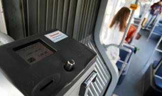 Автоматите за билети в градския транспорт &quot;спестили&quot; 70 000 лева от ресто