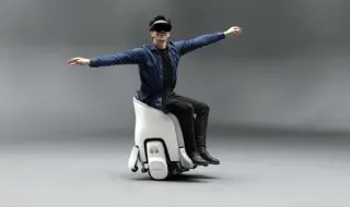 Honda показа VR стол за шофиране във виртуална реалност (ВИДЕО)
