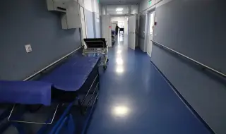 Срещу 2904 заплата болница в Бургас търси лекари