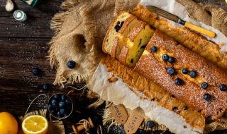 Рецепта на деня: Кекс с боровинки и портокалови корички