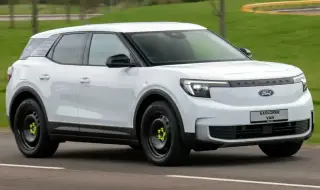 Кросоувърът Ford Explorer бе преработен в стил Dacia Duster