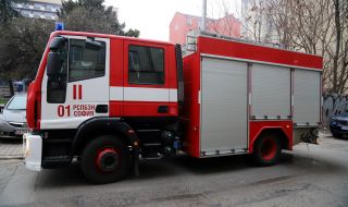 Пожар и в склад за мебели в Пловдив