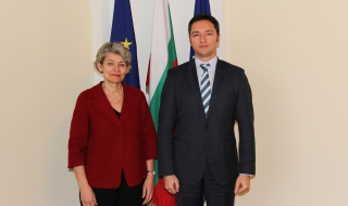 Бокова: Правя всичко възможно да укрепя авторитета на България