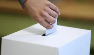 ЦИК започва да приема документи за изборите 2 в 1 от 15 април