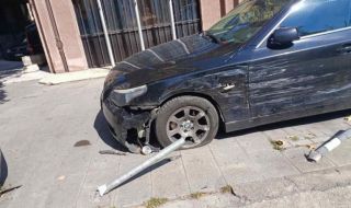 Разследват инцидент с български коли пред посолството ни в РСМ