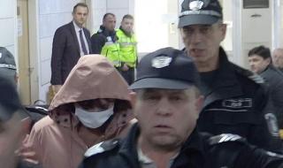 Пловдивската психиатърка остава в ареста