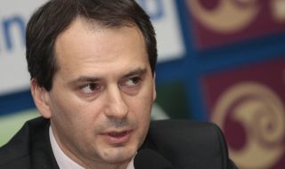 Христо Грозев: Има „взрив“ от руски шпиони в България през 2015 г.