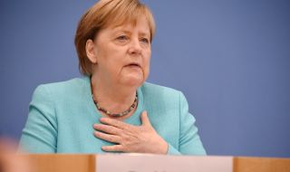 Лашет, Шолц, Бербок: Кой ще наследи Ангела Меркел?