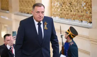Милорад Додик, който е издирван от босненското правосъдие, пристигна в Москва