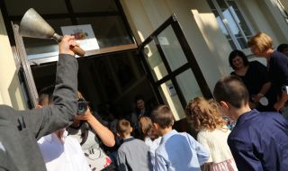 При първото класиране в София: Общо 10 209 деца са приети в първи клас 