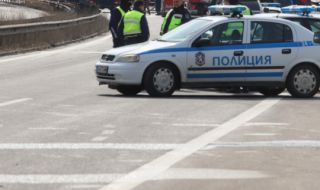 Тежкотоварен камион катастрофира и затвори участък от АМ "Тракия" в посока София