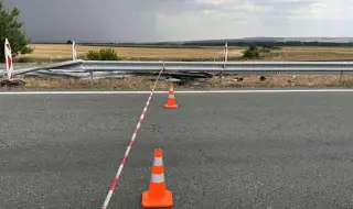 Запалил се автомобил спря движението на АМ "Тракия" и в двете посоки 