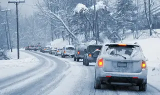 Идва сняг, тръгвайте с оборудвани за зимни условия автомобили 