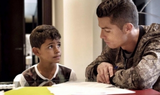 Роналдо се прояви като голям човек (видео)