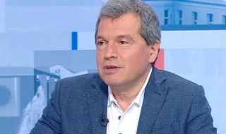 Тошко Йорданов: Христо Иванов е ходил на крака в стаята на ДПС, при Пеевски, за да уговаря конституционна реформа 