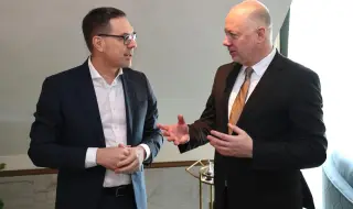 Възможностите за съвместни проекти обсъдиха Желязков и ръководството на Шварц Групе