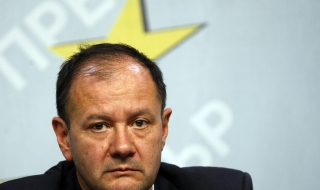 Миков: Спадат исканията за СРС от прокуратурата, увеличават се от МВР