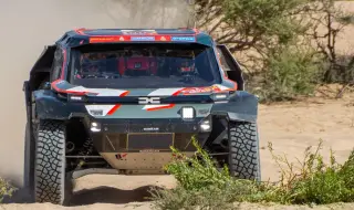 Насер Ал-Атия с Дачия беше най-бърз в шестия етап на Рали Дакар