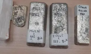 Митническото куче Крум „надуши“ кокаина за над 1,4 млн. евро в камион с цветя