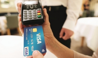 Генералният директор на Visa подаде оставка