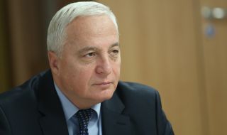 КС се произнесе: Махането на Цветан Цветков като шеф на Сметната палата е противоконституционно