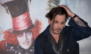 Джони Деп ще играе палавия Строс - Кан