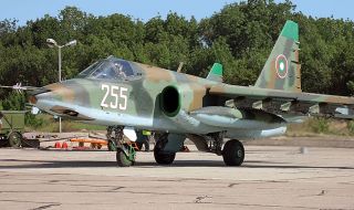 Украйна получи десетина съветски Су-25 в насипен вид