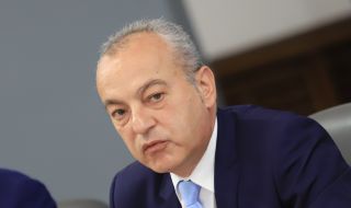 Гълъб Донев отнесе критики в НС за преизчисляването на пенсиите