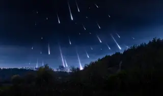 Тази нощ наблюдаваме пика на метеорния поток Квадрантиди на фона на суперлуна