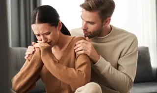 Науката твърди, че женските сълзи имат силата да спрат мъжката агресия
