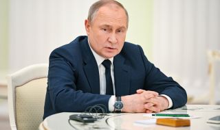 Путин изнудва България
