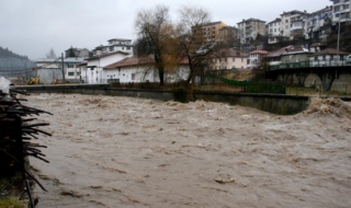 България отново беше залята с вода