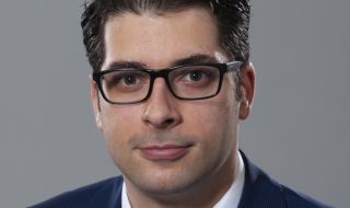 Пеканов: Отлагането на влизането в еврозоната носи огромни щети за България