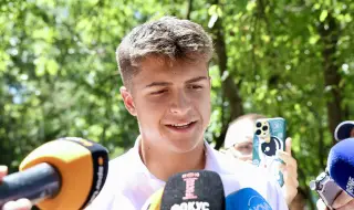 Александър Василев: През годините се научих да се справям с постоянните сравнения с Григор Димитров
