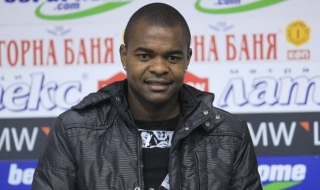 Маркиньос отново носи победа на Локо (Сф)