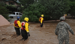 Стотици в неизвестност след наводнението в Колорадо