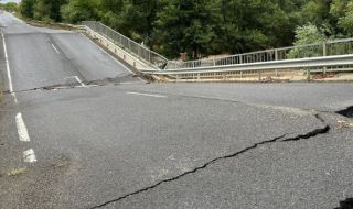 От АПИ: Мостът на пътя за Синеморец няма да може да се ползва поне още два дни 