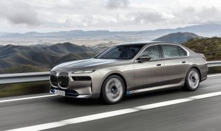 BMW ще предлага бронирано i7
