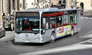 Автобус се взриви в центъра на Рим