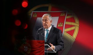 Португалия гласува за президент