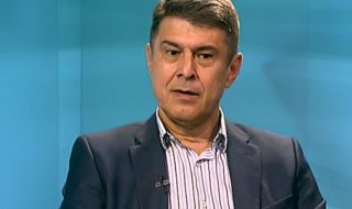 Димо Гяуров: Не мисля, че Кирил Петков може да е кандидат за нов мандат в рамките на това НС