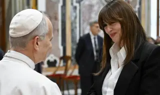 Холивудски звезди се срещнаха с Папа Лъв XIV във Ватикана (СНИМКИ)
