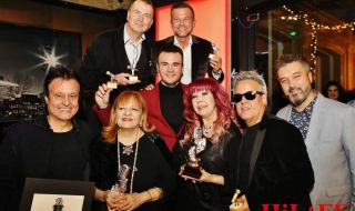 Братя Аргирови и Богдана Карадочева получиха престижни награди от "Певец на годината"