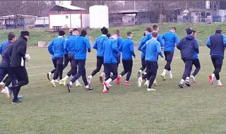 Спартак Варна обяви раздяла с дуо нападатели